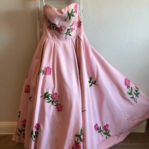 sherri hill prom dress!